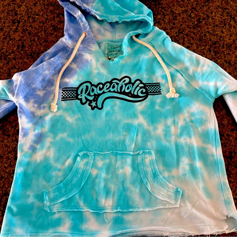 Calling all Race fans. CHIX Gear Racing tie dye sweatshirt Sz Large